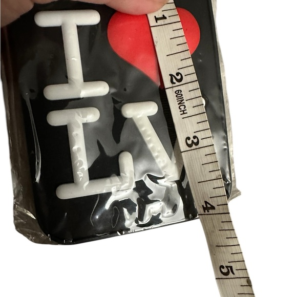 I ❤️LV LUGGAGE TAG IN BLACK NEW SEALED - Picture 3 of 4